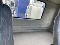 いすゞフォワードセルフクレーン4段増トン（6t・8t）[写真32]