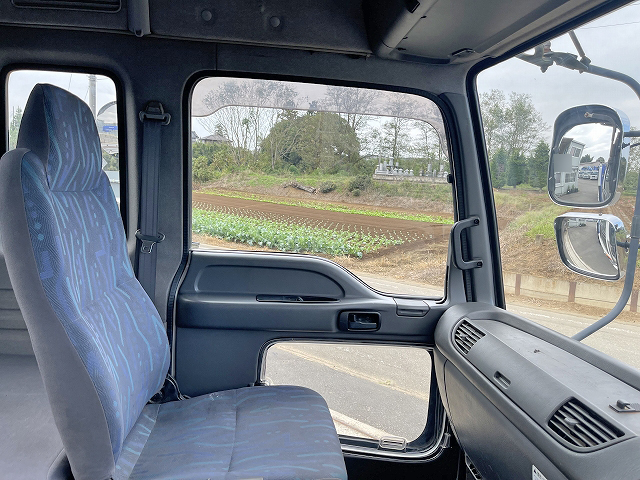 いすゞフォワードセルフクレーン4段増トン（6t・8t）[写真33]