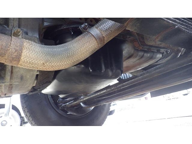 いすゞエルフコンテナ専用車小型（2t・3t）[写真17]