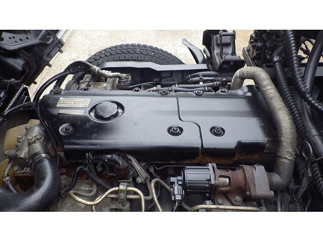 いすゞエルフコンテナ専用車小型（2t・3t）[写真21]