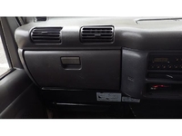 いすゞエルフコンテナ専用車小型（2t・3t）[写真33]