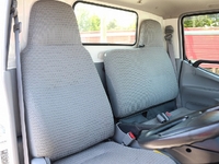 トヨタトヨエース平ボディ小型（2t・3t）[写真12]