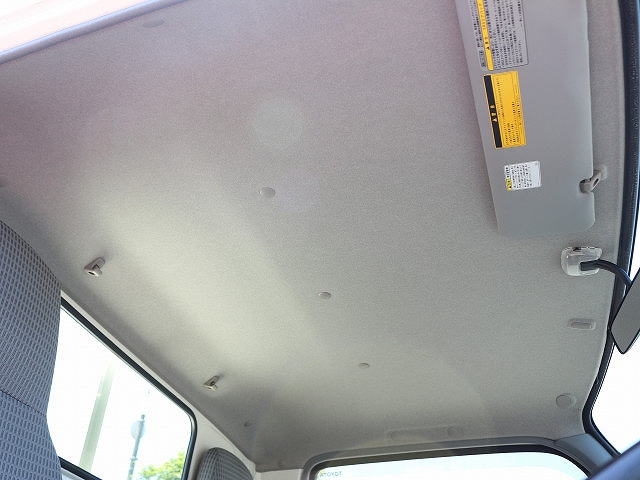 トヨタトヨエース平ボディ小型（2t・3t）[写真15]
