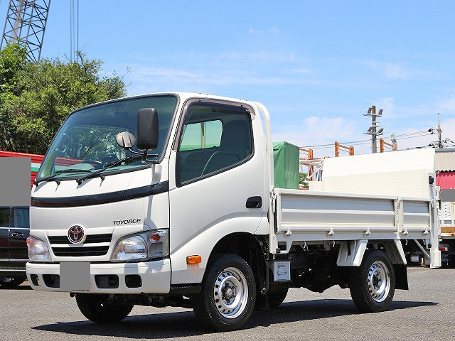 トヨタトヨエース平ボディ小型（2t・3t）[写真03]
