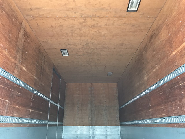 日野レンジャーアルミバン中型（4t）[写真12]