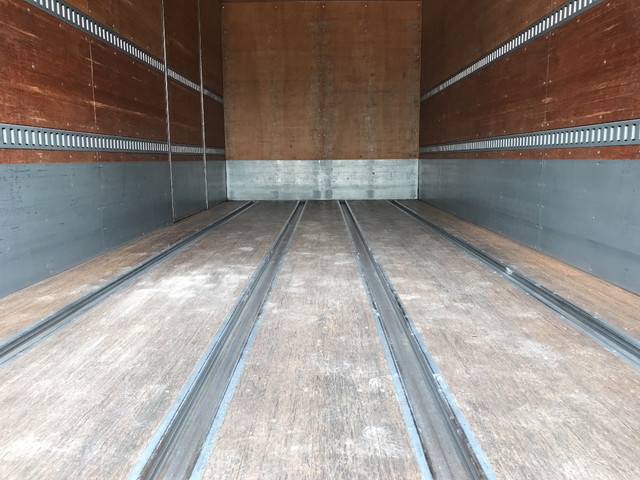 日野レンジャーアルミバン中型（4t）[写真13]