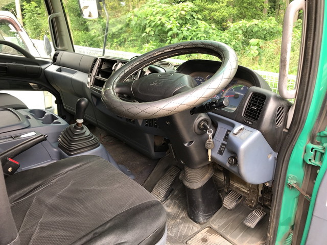 日野レンジャーアルミバン中型（4t）[写真31]