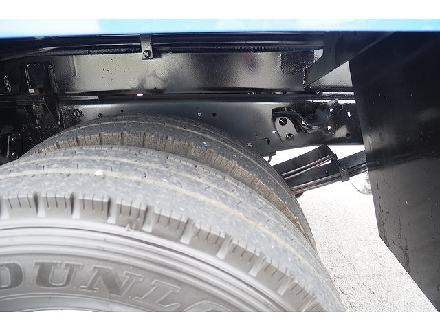 いすゞエルフ高所作業車小型（2t・3t）[写真19]