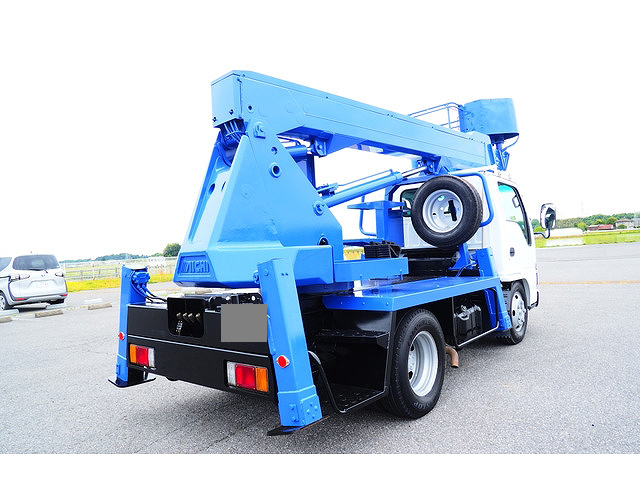 いすゞエルフ高所作業車小型（2t・3t）[写真02]