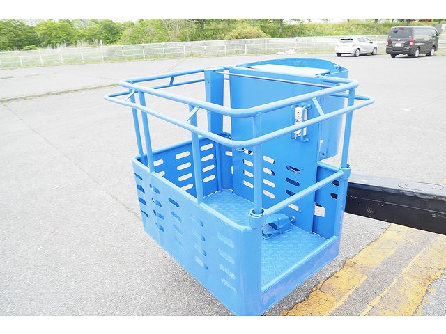 いすゞエルフ高所作業車小型（2t・3t）[写真32]