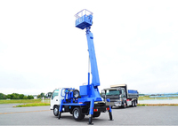 いすゞエルフ高所作業車小型（2t・3t）[写真06]