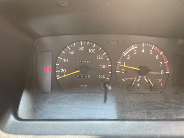 トヨタトヨエース平ボディ小型（2t・3t）[写真20]