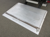 三菱ふそうキャンターアルミバン小型（2t・3t）[写真09]