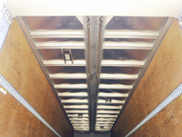 UDトラックスクオンアルミウイング大型（10t）[写真12]