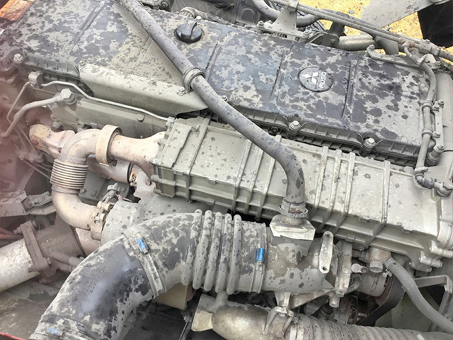 三菱ふそうスーパーグレート深ダンプ（土砂禁ダンプ）大型（10t）[写真33]