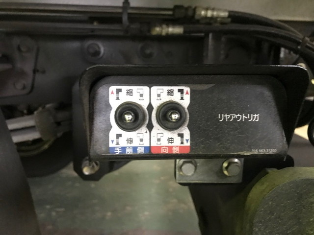 日野デュトロクレーン4段小型（2t・3t）[写真08]