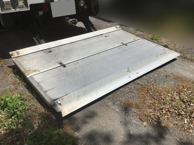 日野プロフィアアルミウイング大型（10t）[写真15]