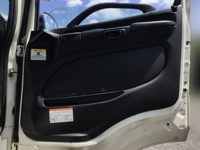 日野プロフィアアルミウイング大型（10t）[写真31]