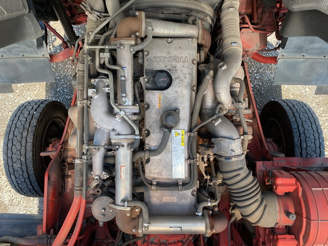 いすゞギガアルミウイング大型（10t）[写真23]