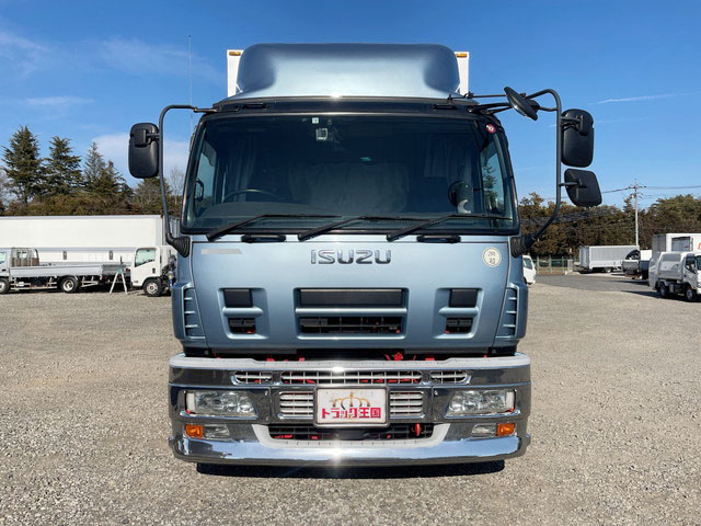 いすゞギガアルミウイング大型（10t）[写真06]