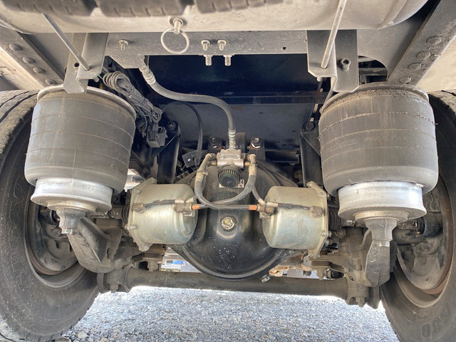 いすゞフォワードクレーン3段増トン（6t・8t）[写真26]