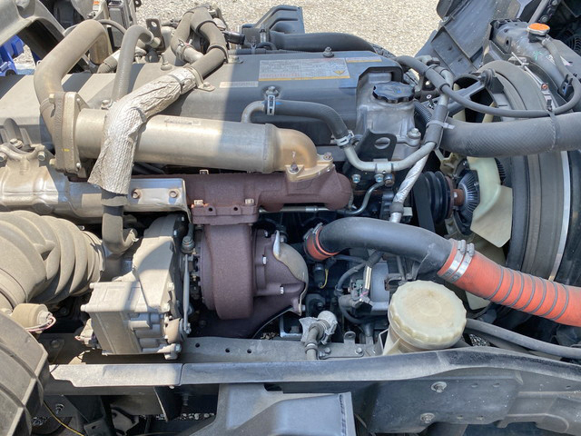 いすゞフォワードクレーン3段増トン（6t・8t）[写真27]