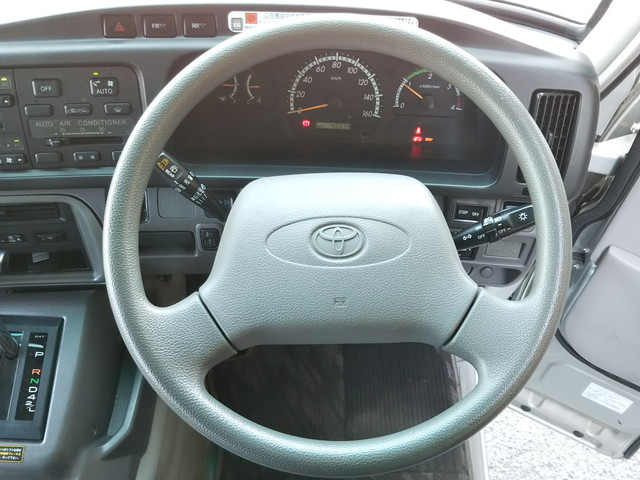 トヨタコースターマイクロバス[写真22]