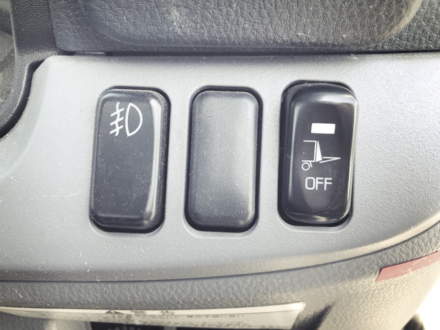 三菱ふそうキャンター平ボディ小型（2t・3t）[写真32]