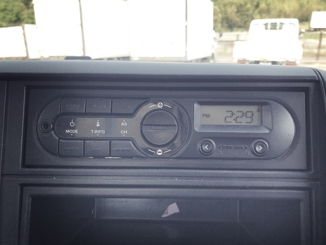 三菱ふそうキャンター平ボディ小型（2t・3t）[写真36]