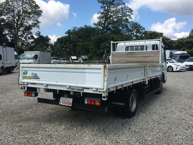三菱ふそうキャンター平ボディ小型（2t・3t）[写真02]
