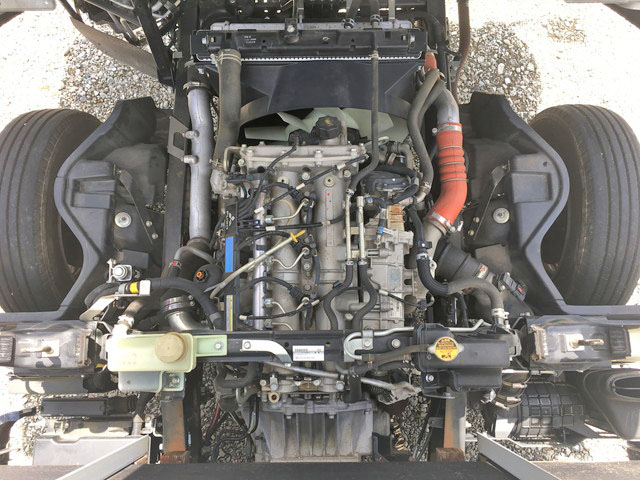 三菱ふそうキャンター平ボディ小型（2t・3t）[写真25]