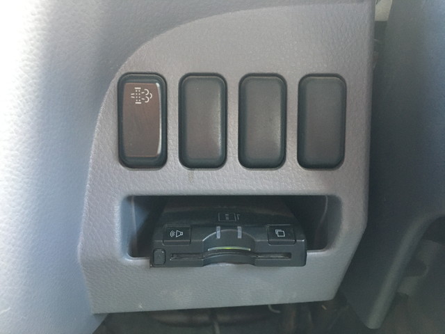 三菱ふそうキャンター平ボディ小型（2t・3t）[写真38]