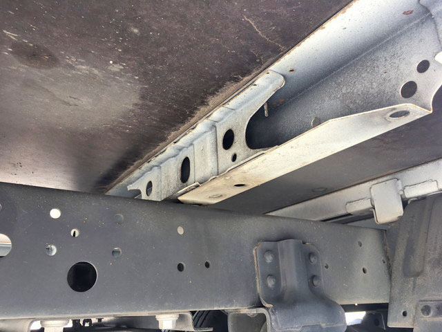 日野デュトロ平ボディ小型（2t・3t）[写真19]