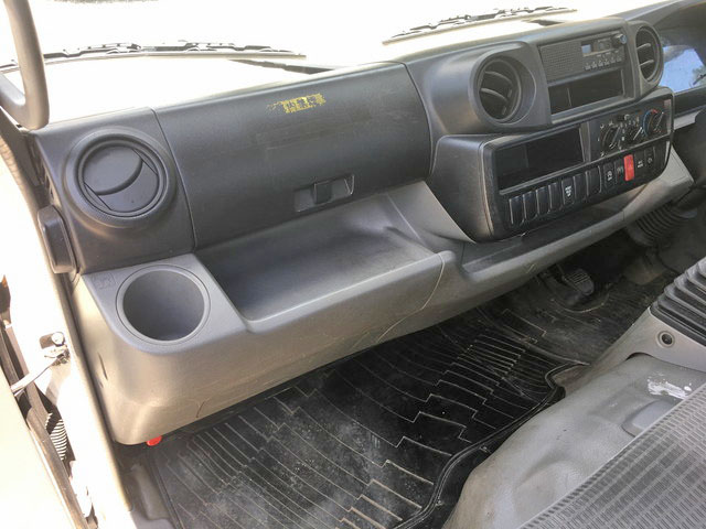 日野デュトロ平ボディ小型（2t・3t）[写真31]