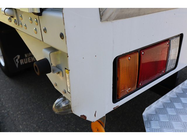 マツダタイタンアルミウイング小型（2t・3t）[写真38]