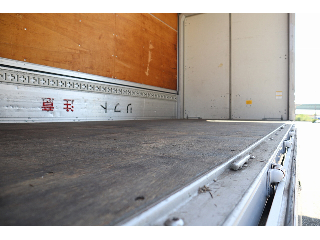 マツダタイタンアルミウイング小型（2t・3t）[写真08]