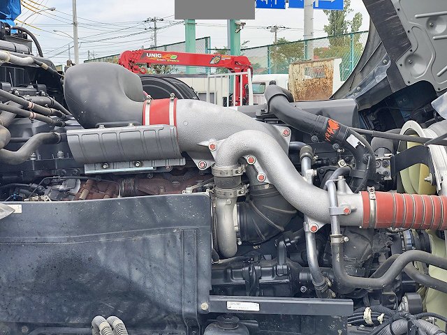 UDトラックスクオントレーラーヘッド（トラクターヘッド）大型（10t）[写真17]