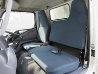 三菱ふそうキャンターアルミバン小型（2t・3t）[写真33]