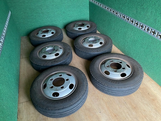 三菱ふそうキャンターアルミバン小型（2t・3t）[写真37]