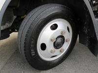 三菱ふそうキャンターアルミバン小型（2t・3t）[写真22]