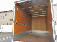 三菱ふそうキャンターアルミバン小型（2t・3t）[写真08]