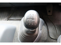 いすゞフォワードアルミウイング中型（4t）[写真12]