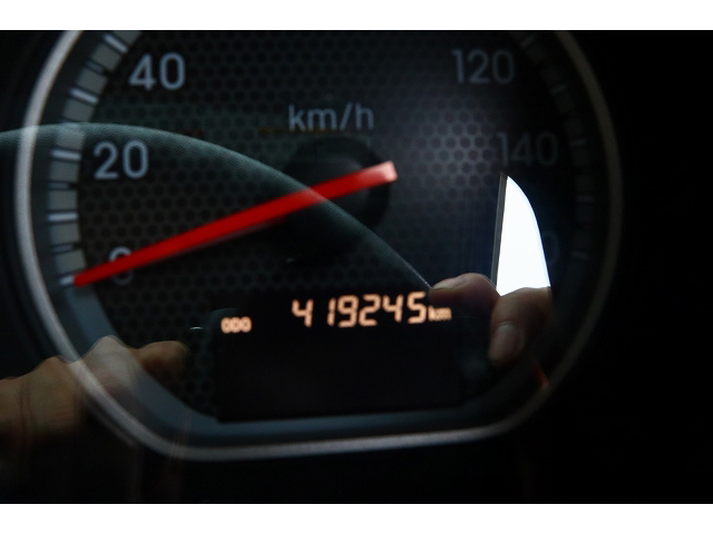 いすゞフォワードアルミウイング中型（4t）[写真15]