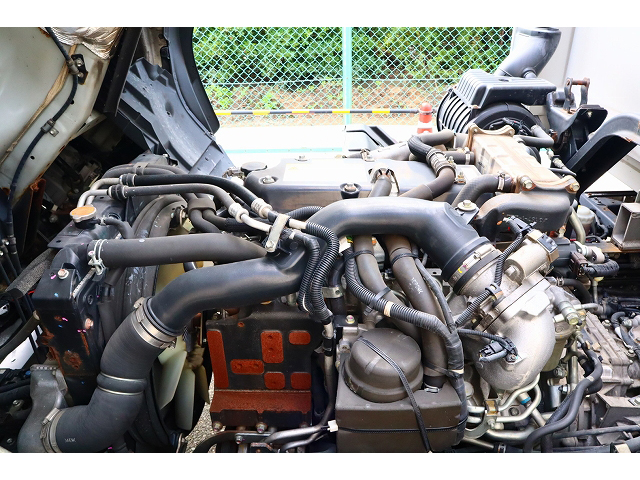 いすゞフォワードアルミウイング中型（4t）[写真33]