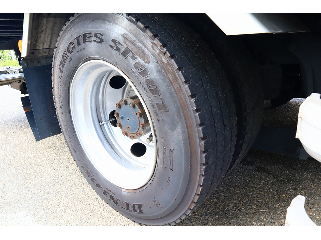 いすゞフォワードアルミウイング中型（4t）[写真39]