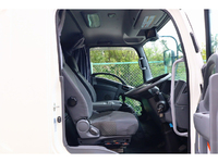 いすゞフォワードアルミウイング中型（4t）[写真08]