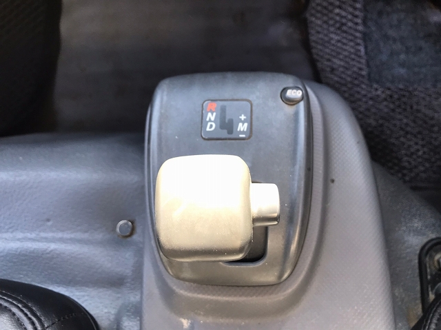 いすゞエルフローダーダンプ小型（2t・3t）[写真24]