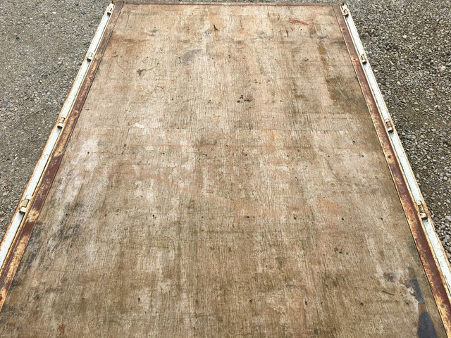 三菱ふそうキャンター平ボディ小型（2t・3t）[写真15]