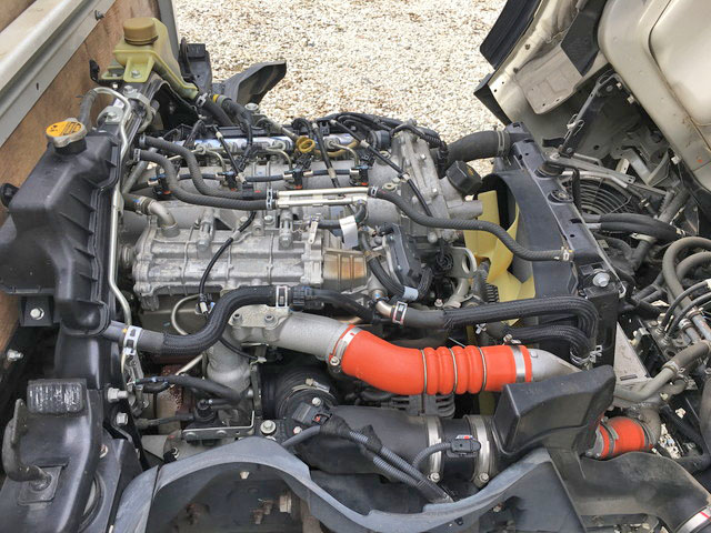 三菱ふそうキャンター平ボディ小型（2t・3t）[写真25]