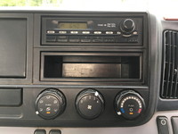 三菱ふそうキャンター平ボディ小型（2t・3t）[写真35]